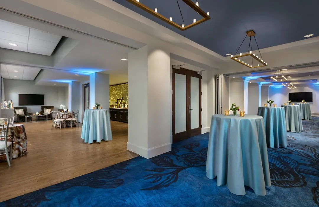 Glenn Hotel, Autograph Collection-1