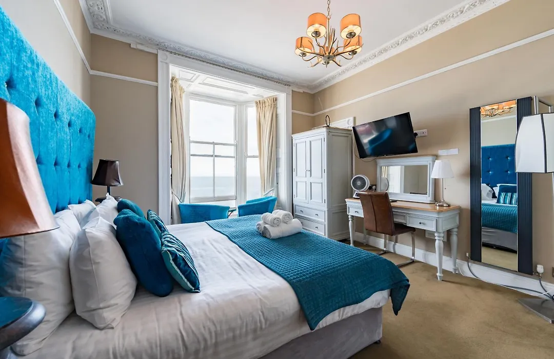 Gwesty'R Marine Hotel & Spa-1