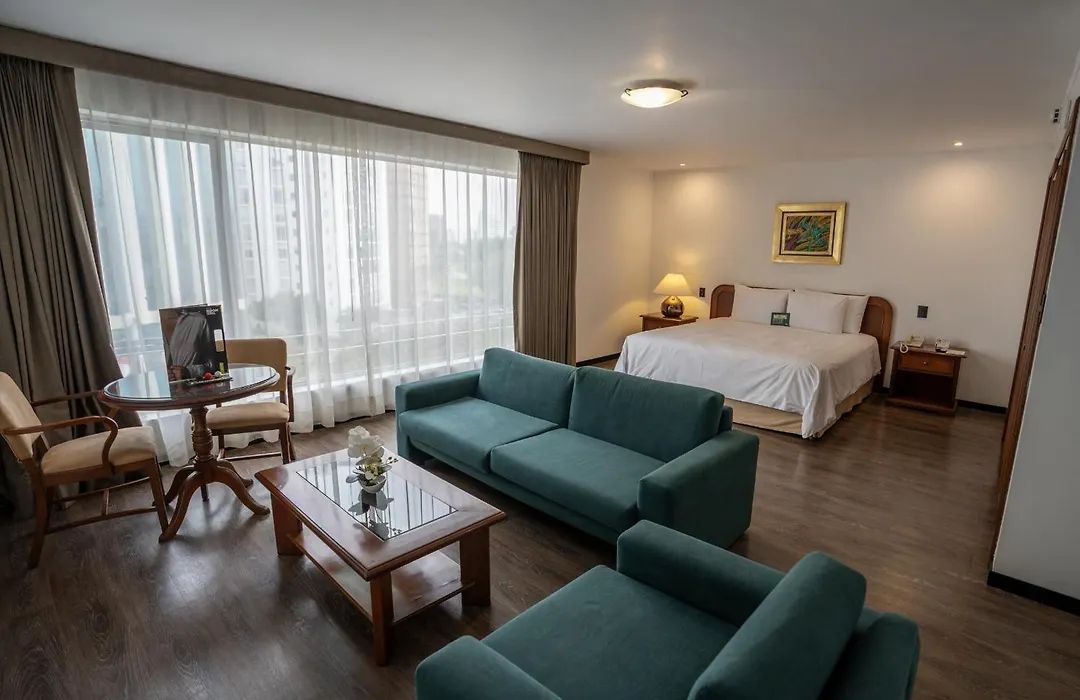Luoxo Hotel-1