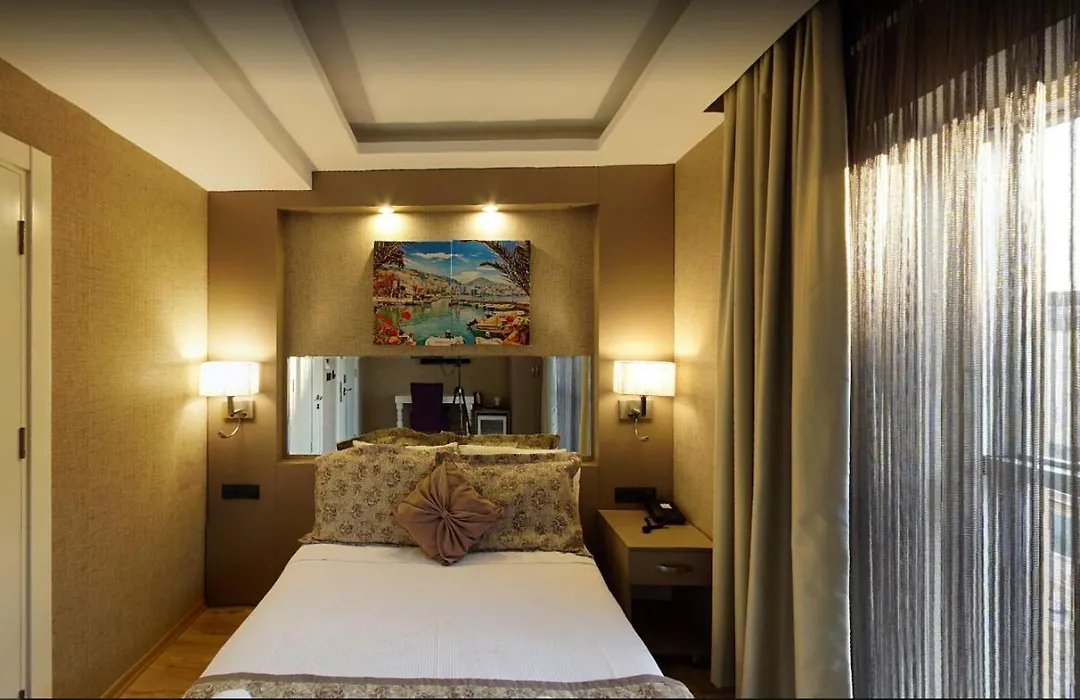 Hotel Iz-1