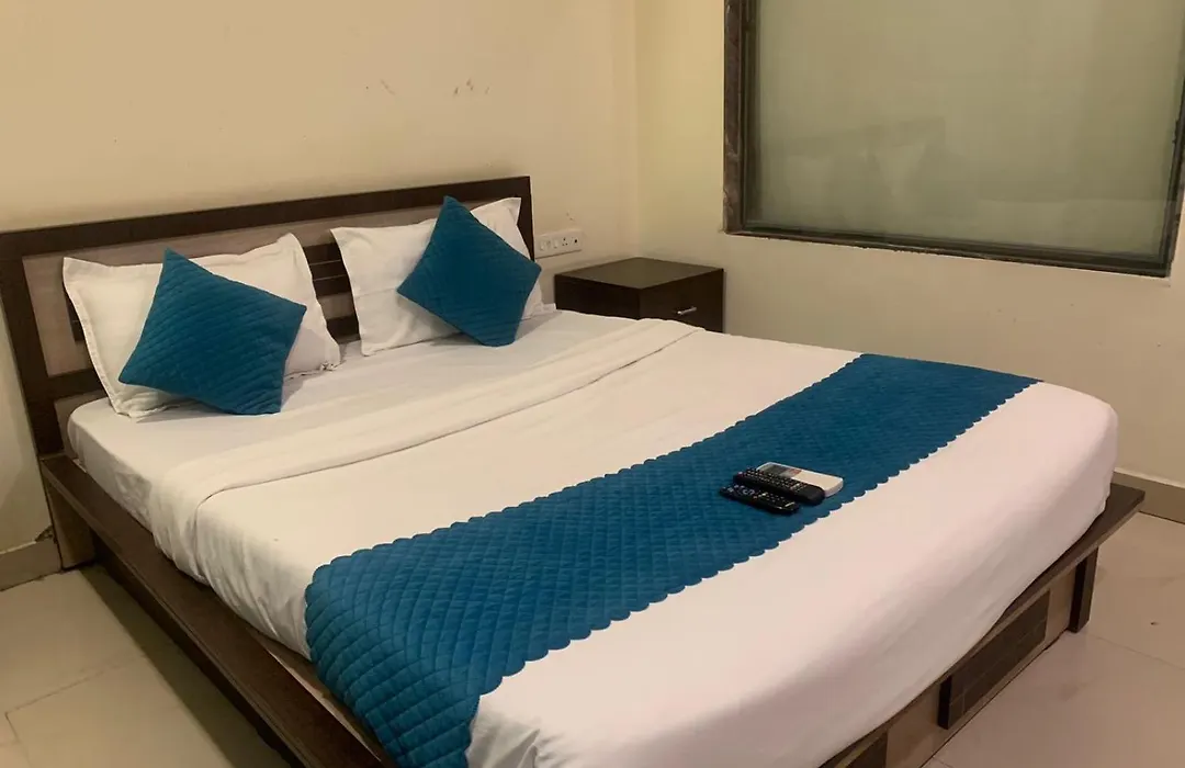 Silver Key Suites-1