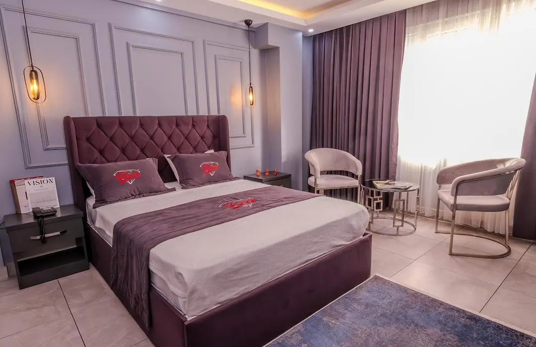 Ruby Hotel-1