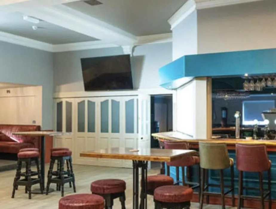 Ballintemple Inn-1