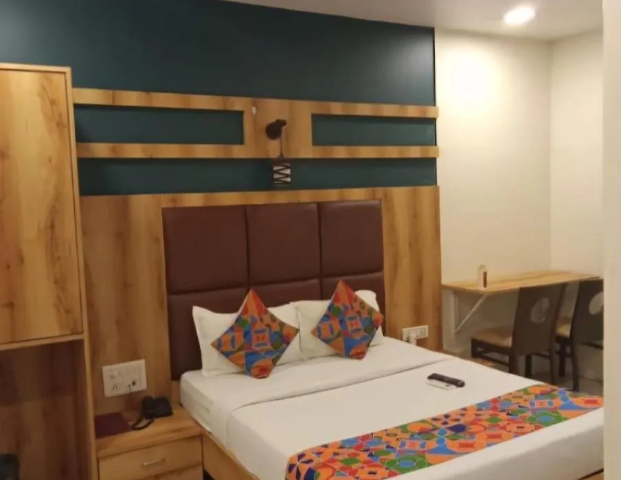 Trendy Hotel Adore Palace - Nearby Mumbai Airport & Bkc Visa Consulate-1