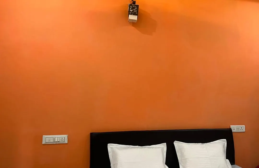 Saanvi Residency Inn-1