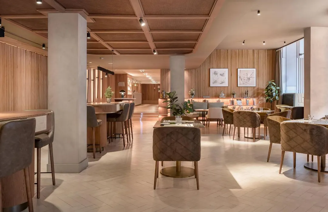 Ac Hotel Avenida De America By Marriott-1