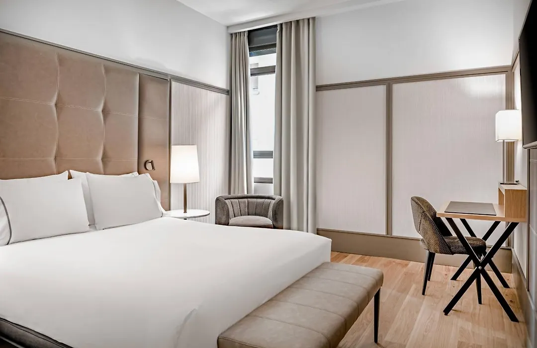 Ac Hotel Avenida De America By Marriott-1