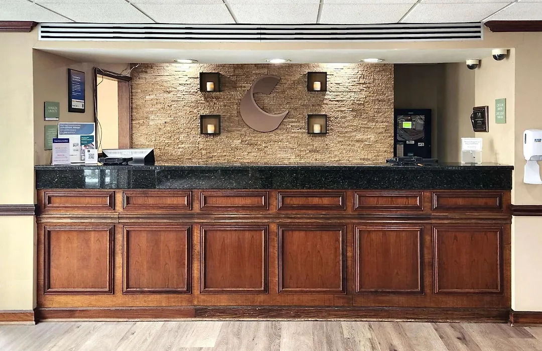 Comfort Inn & Suites Mount Pocono-1