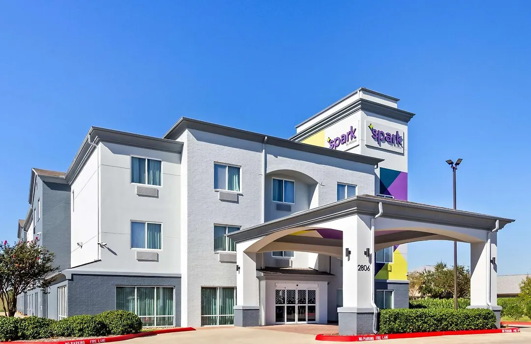 Spark By Hilton Pearland-1