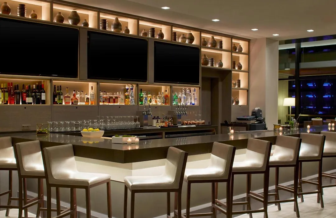 Ac Hotel By Marriott Seattle Bellevue/Downtown-1