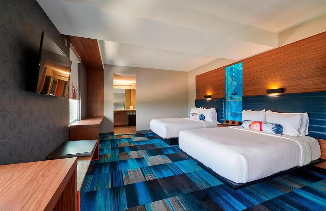 Aloft By Marriott Cleveland Airport-1