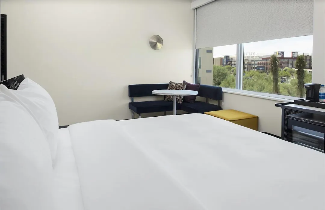 Aloft By Marriott Glendale At Westgate-1