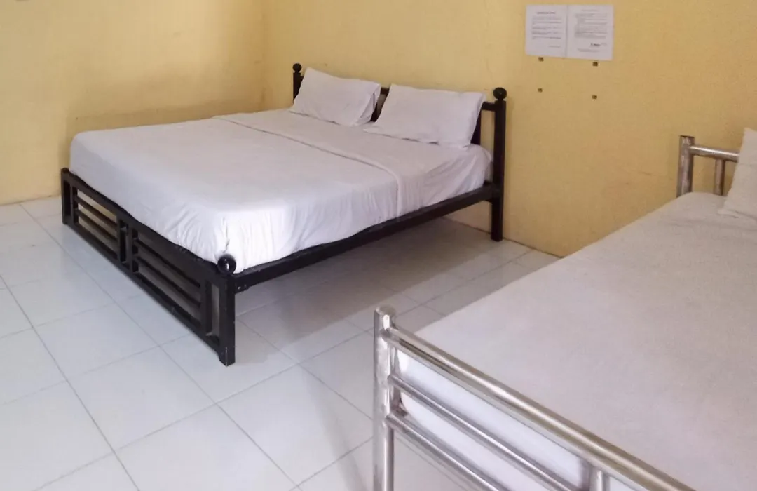 Reddoorz At El Shaday Homestay Banyuwangi-1