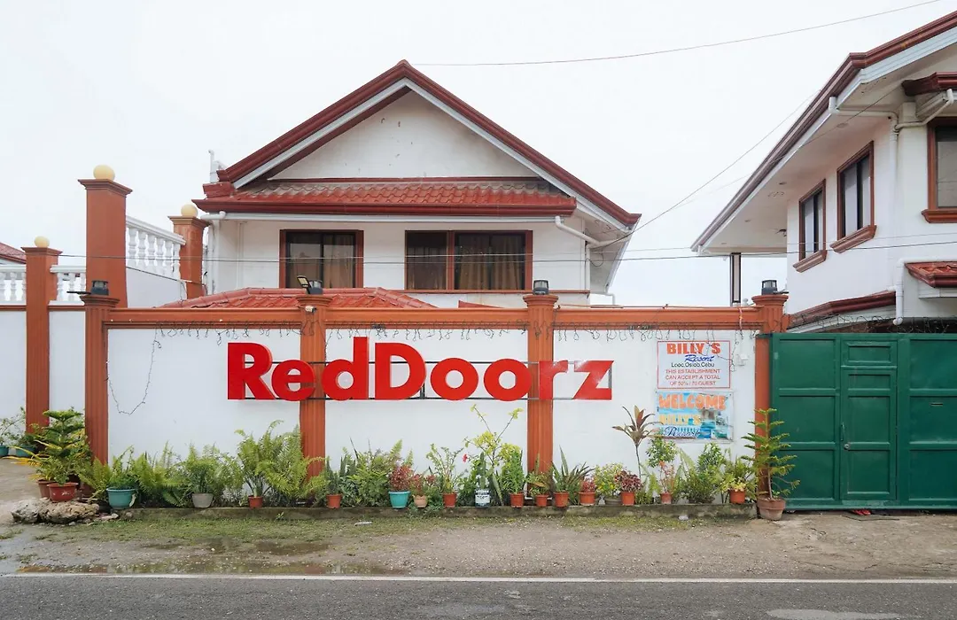 Reddoorz Plus At Billys Resort Oslob-1
