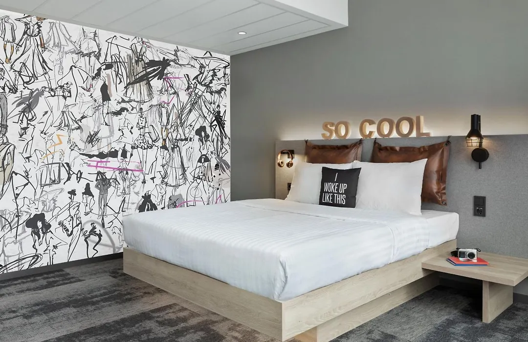 Moxy Duesseldorf City-1