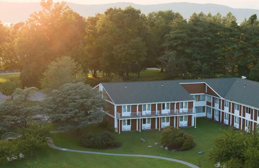 Sleepy Hollow Hotel-1