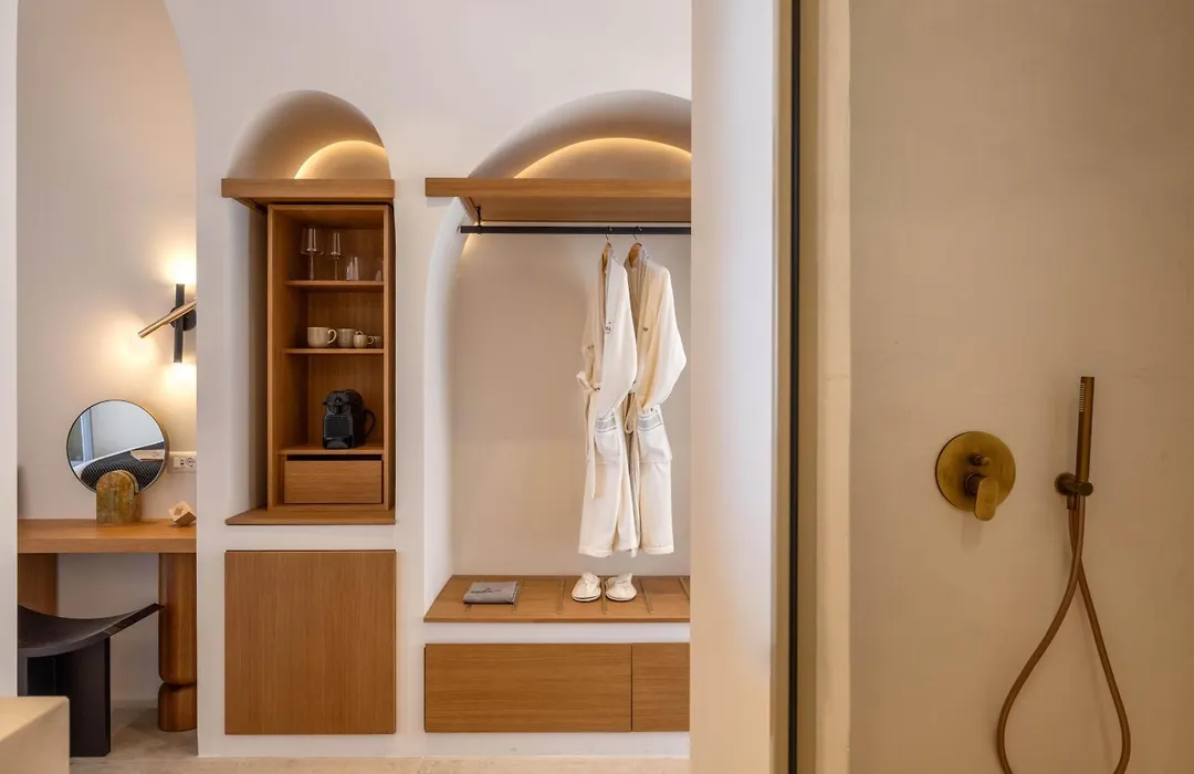 Santo Mine Oia Suites-1