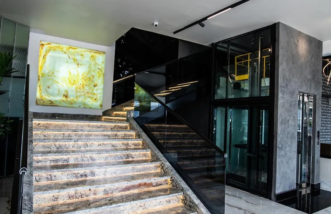 Lovera Hotel-1