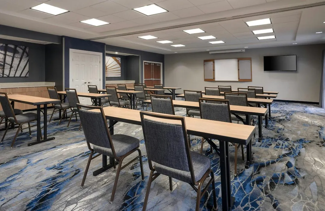 Fairfield Inn & Suites Denton-1