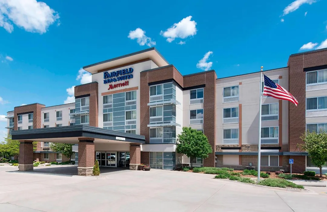 Fairfield Inn & Suites By Marriott Omaha Downtown-1