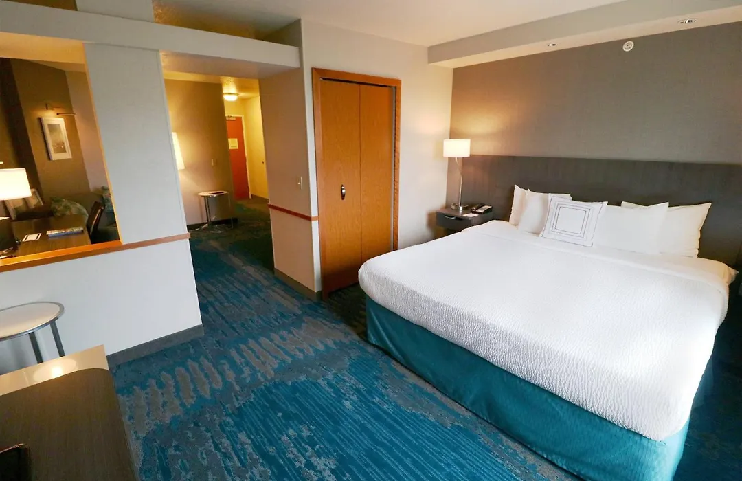 Fairfield Inn & Suites Des Moines Airport-1