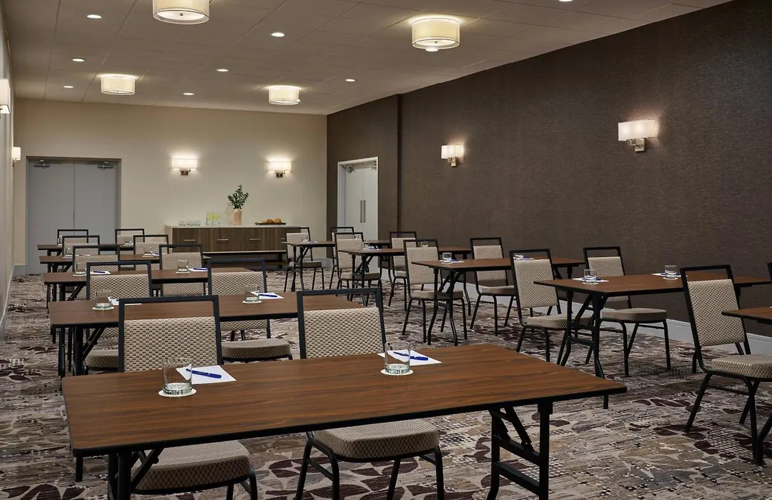 Delta Hotels By Marriott Chicago Willowbrook-1