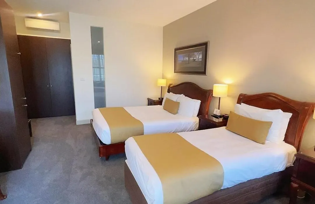Quality Inn Heritage On Lydiard-1