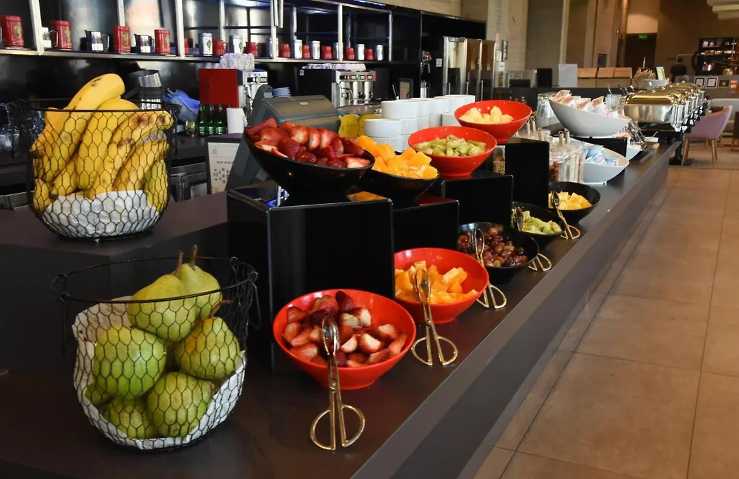 Courtyard By Marriott Santiago Las Condes-1