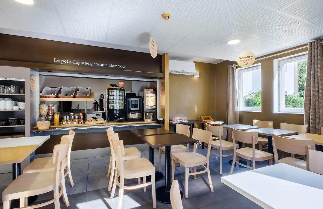 B&B Hotel Villeneuve Loubet Plage-1