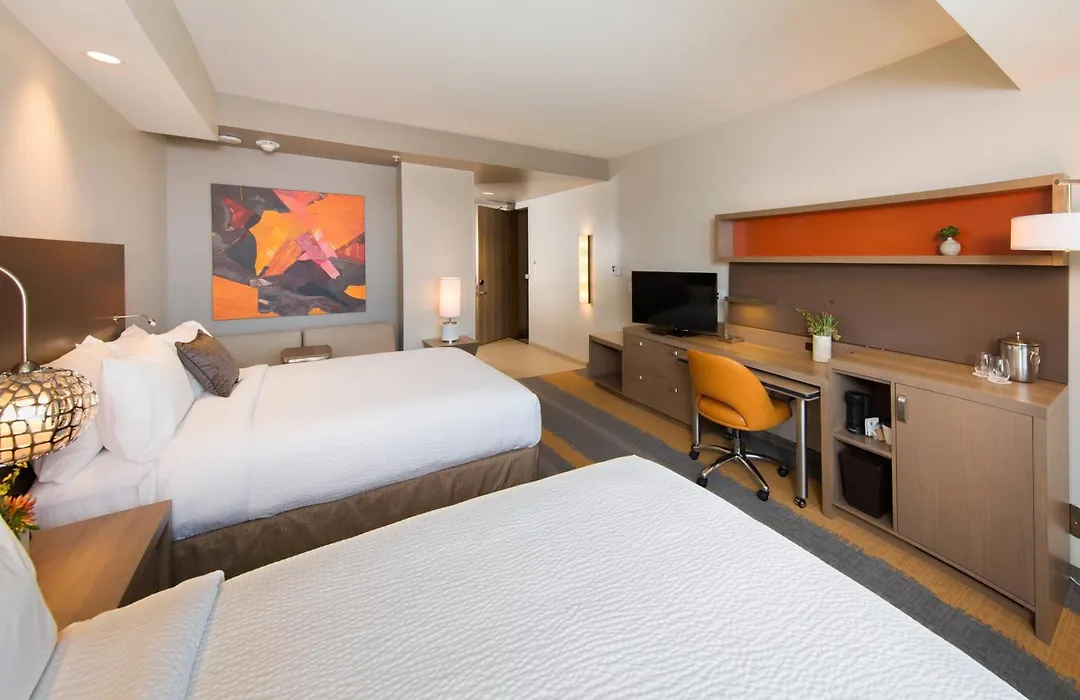 Courtyard By Marriott Phoenix Downtown-1