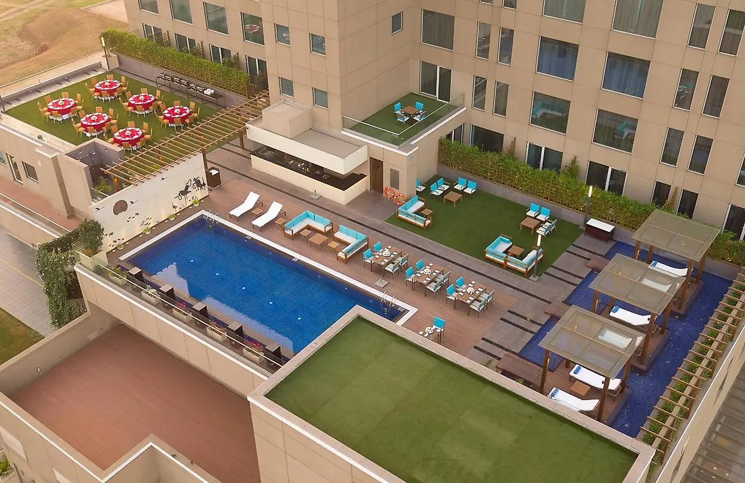 Courtyard By Marriott Surat-1