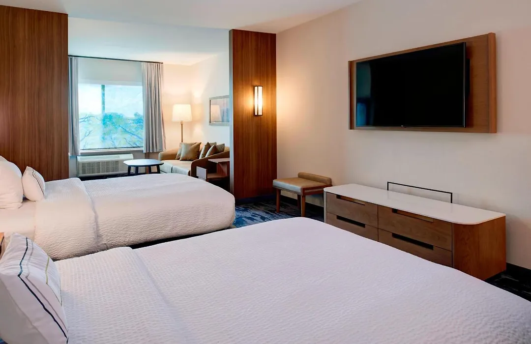 Fairfield Inn & Suites By Marriott Columbus, In-1