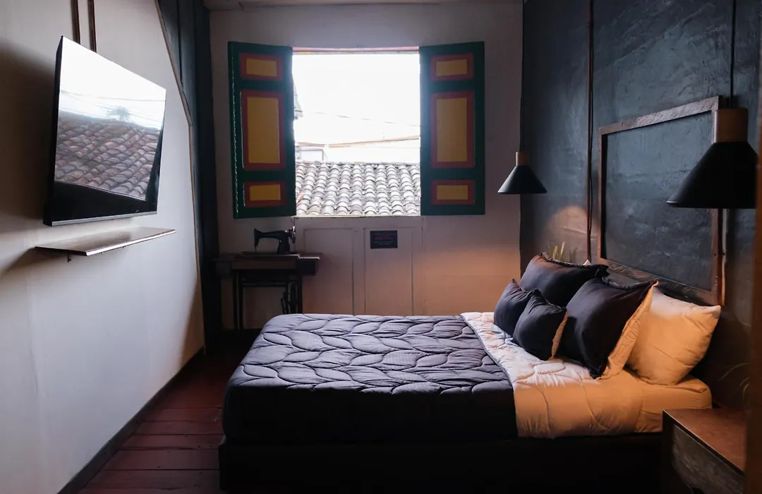 The Corner House Hostel-1