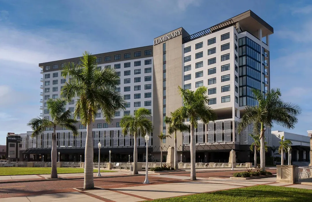 Luminary Hotel & Co., Autograph Collection-1