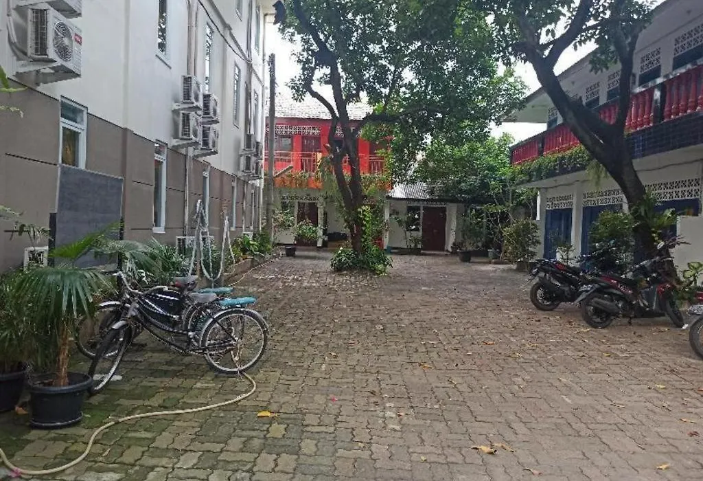 Oyo 3922 Wisma Minongga-1