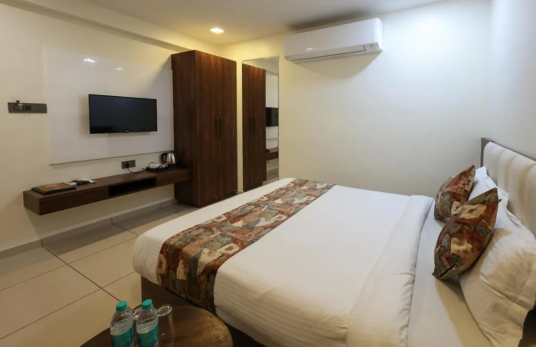 Kanha Hotel-1