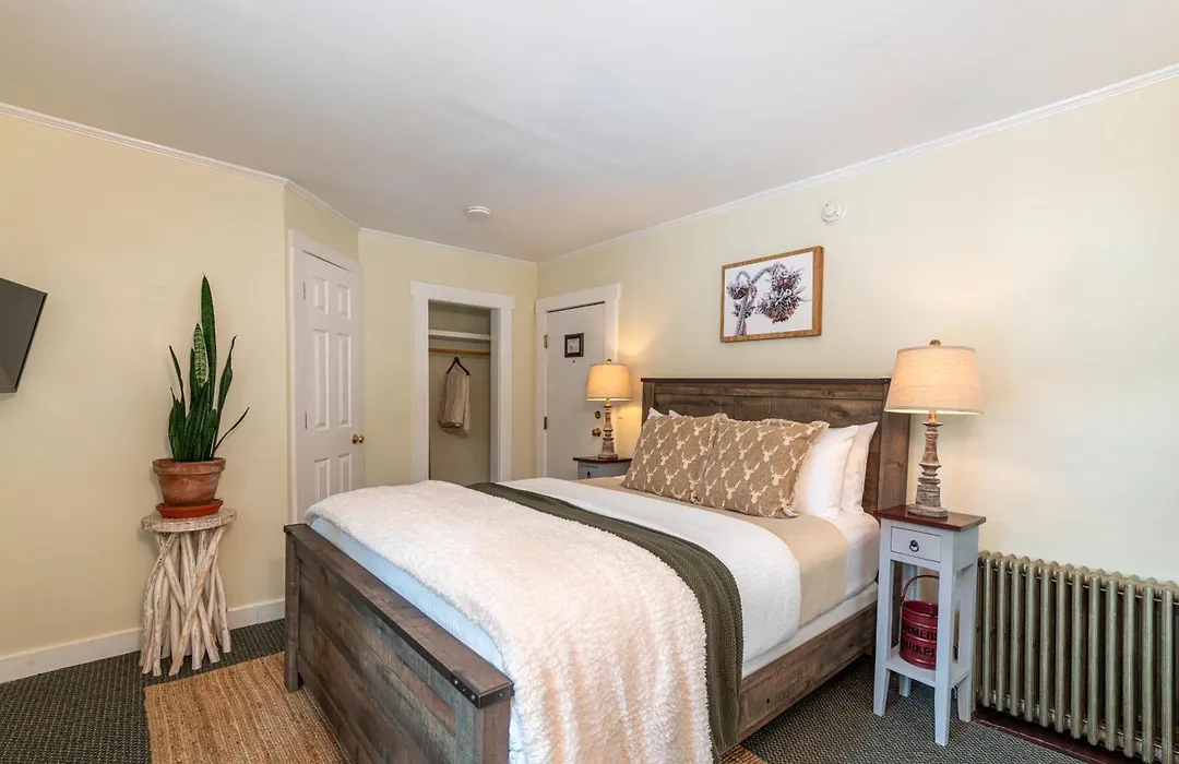 Tucker Hill Lodge-1