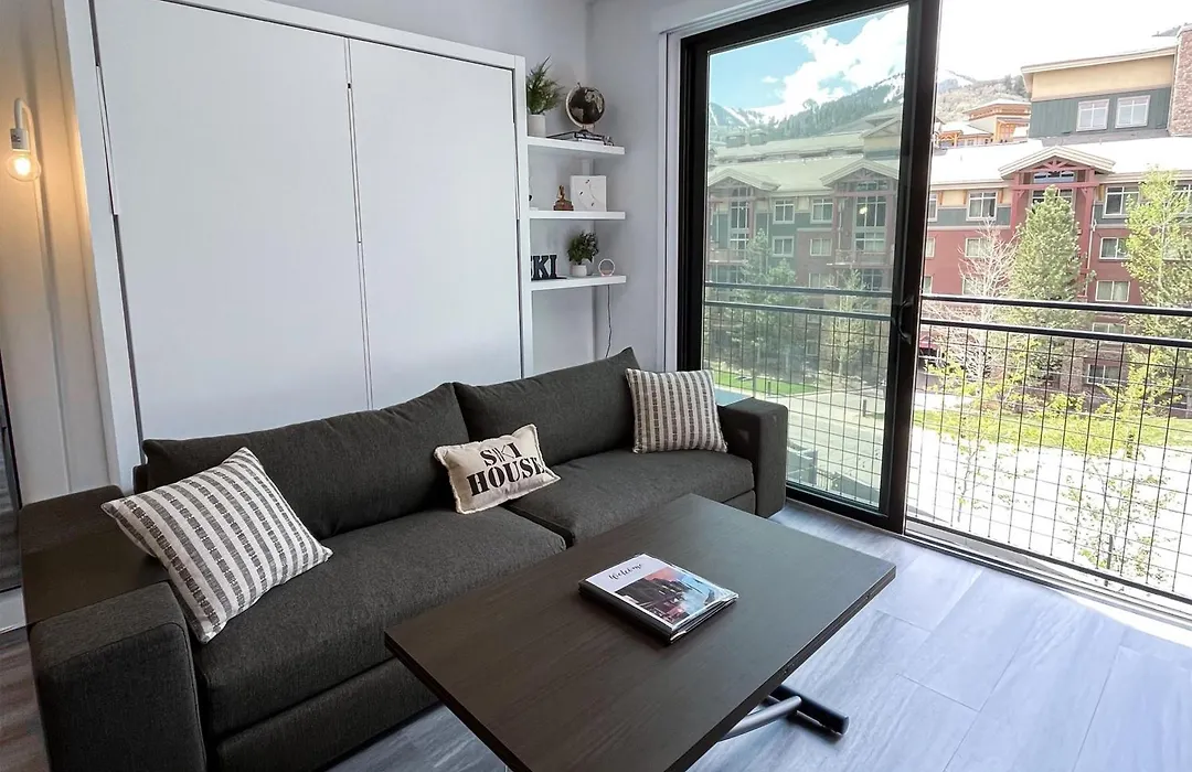 Slope Side Studio In The Heart Of Canyons Village With Heated Pool & Hot Tub!-1