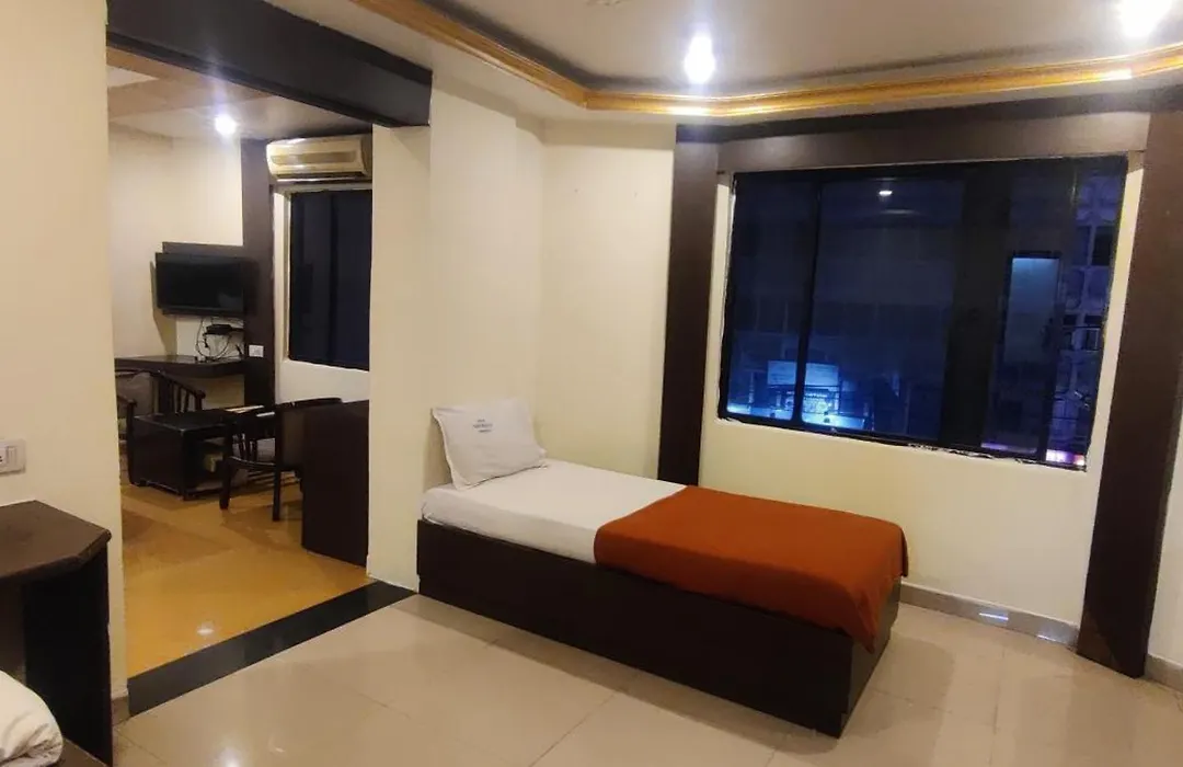 Hotel Happy Rooms-1