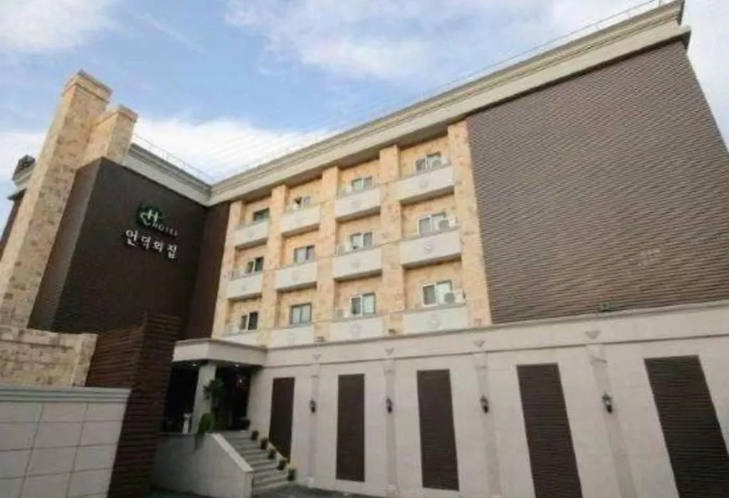 Hill House Hotel-1
