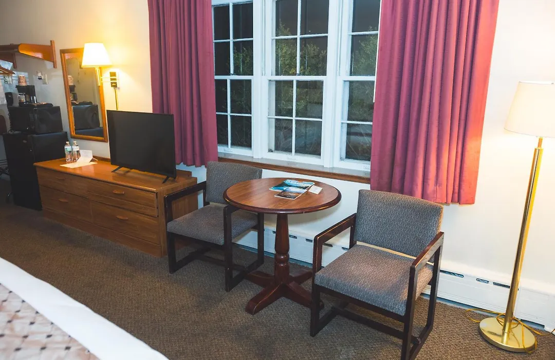 The Chalet Motel-1