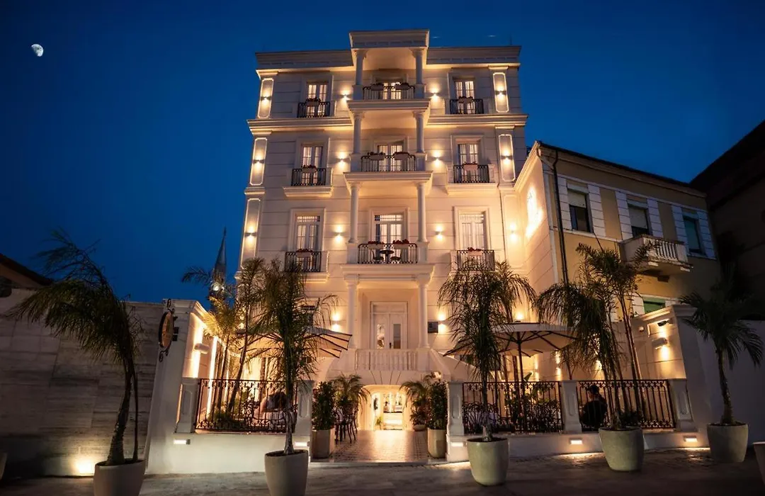 Art Gallery Boutique Hotel-1