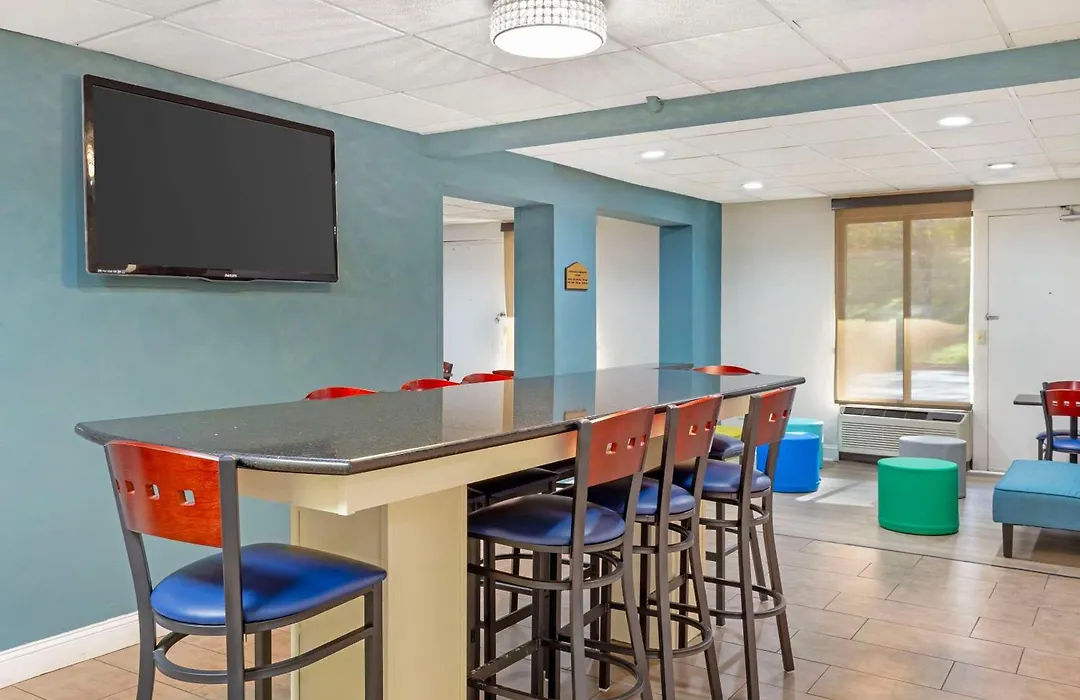 Clarion Pointe Durham Research Triangle Park-1