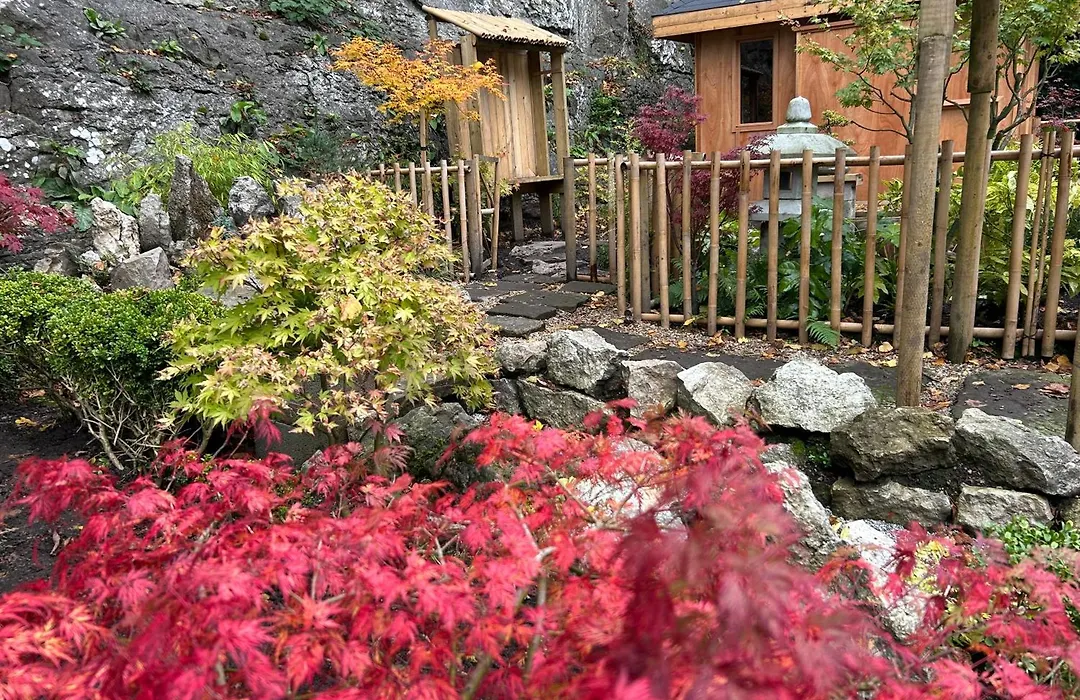 Cascades Gardens-1