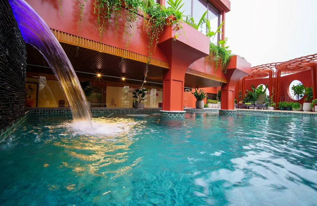 Me Saigon Boutique Hotel-1
