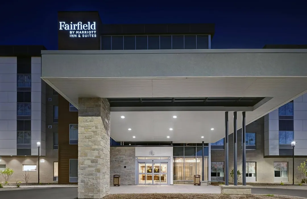 Fairfield Inn & Suites By Marriott Milwaukee Brookfield-1