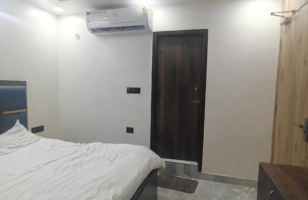 Hotel Love Inn-1