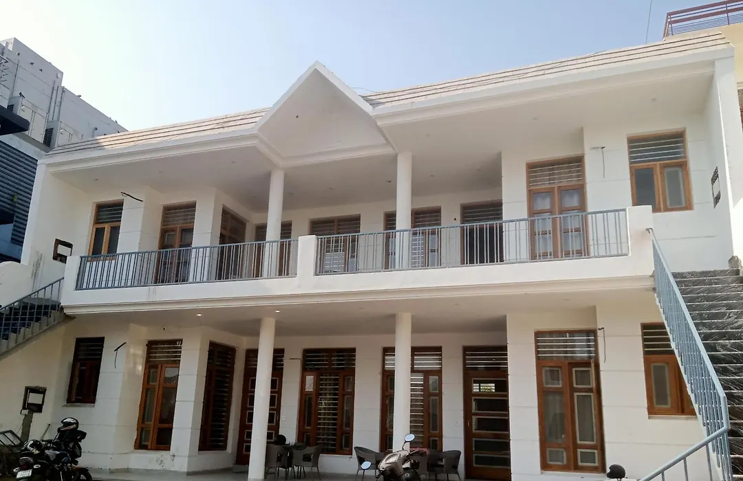 Anand Kunj-1