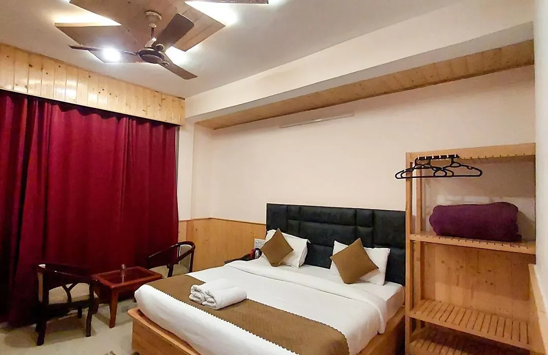 Hotel Cloud Height-1