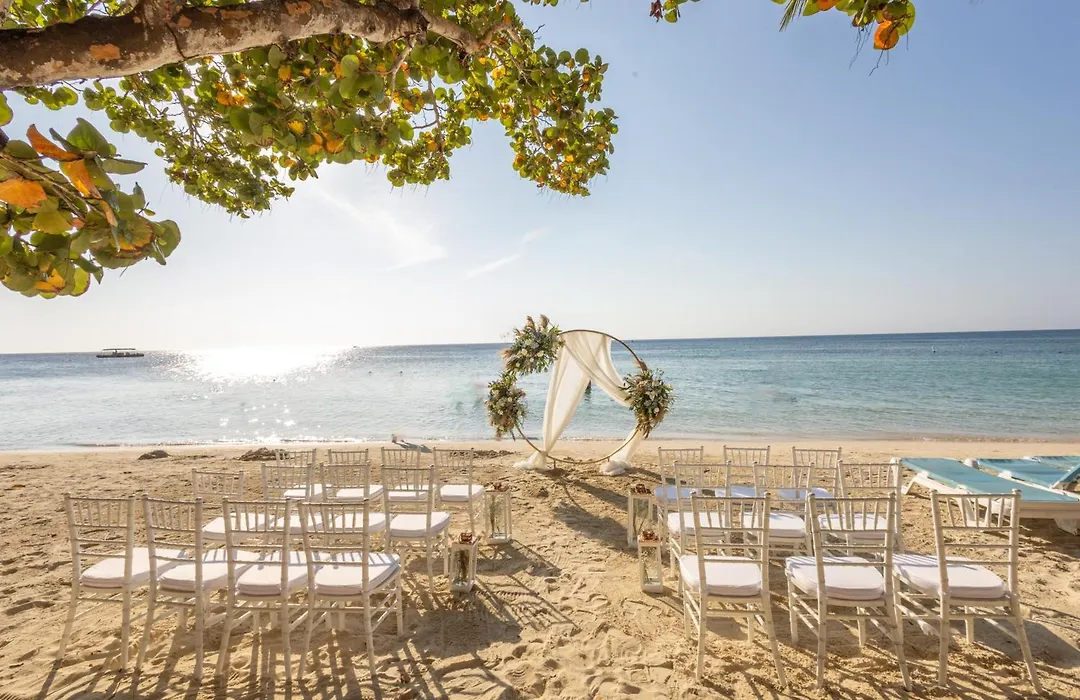 Infinity Bay Spa & Beach Resort-1